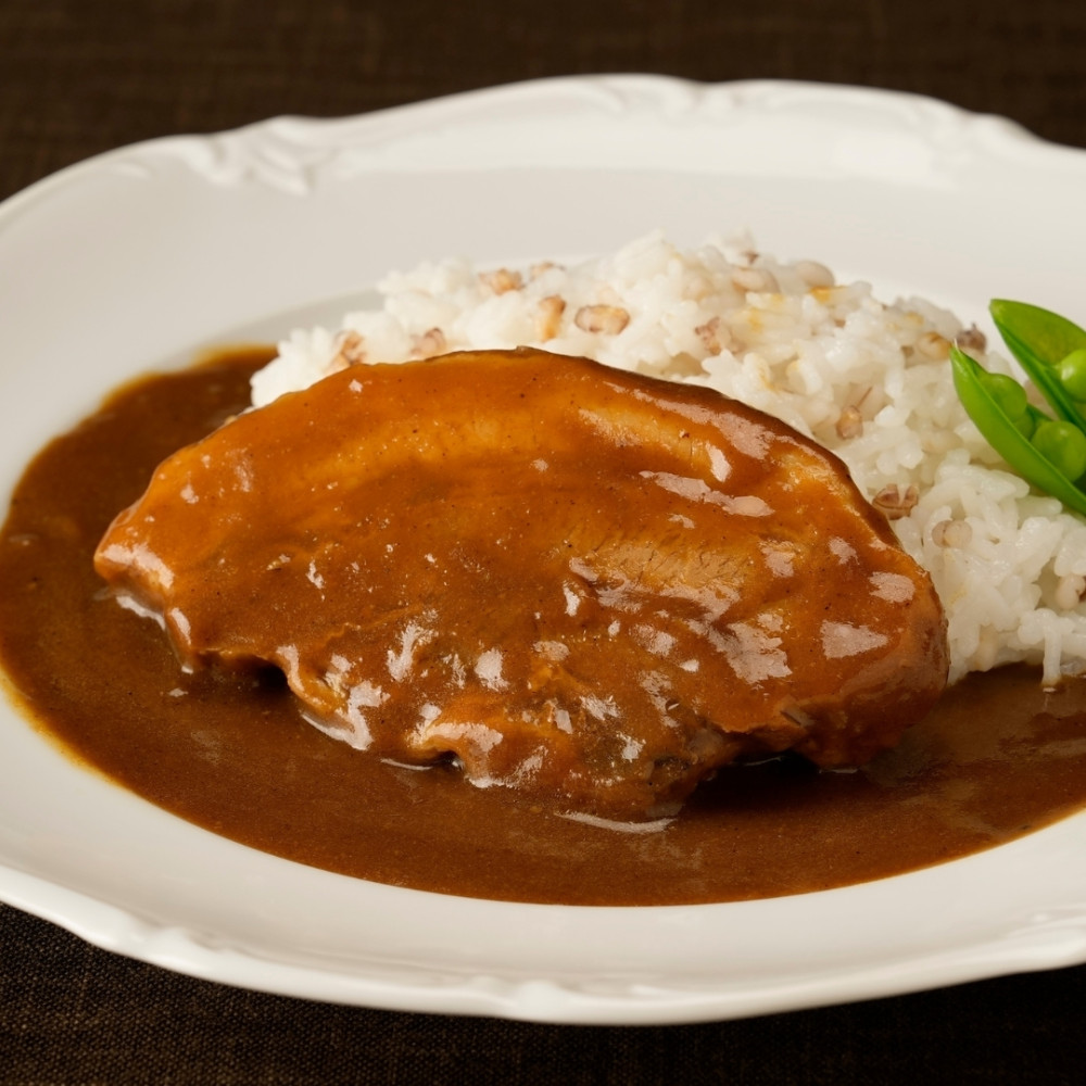 沖縄県産豚あぐ～を使用